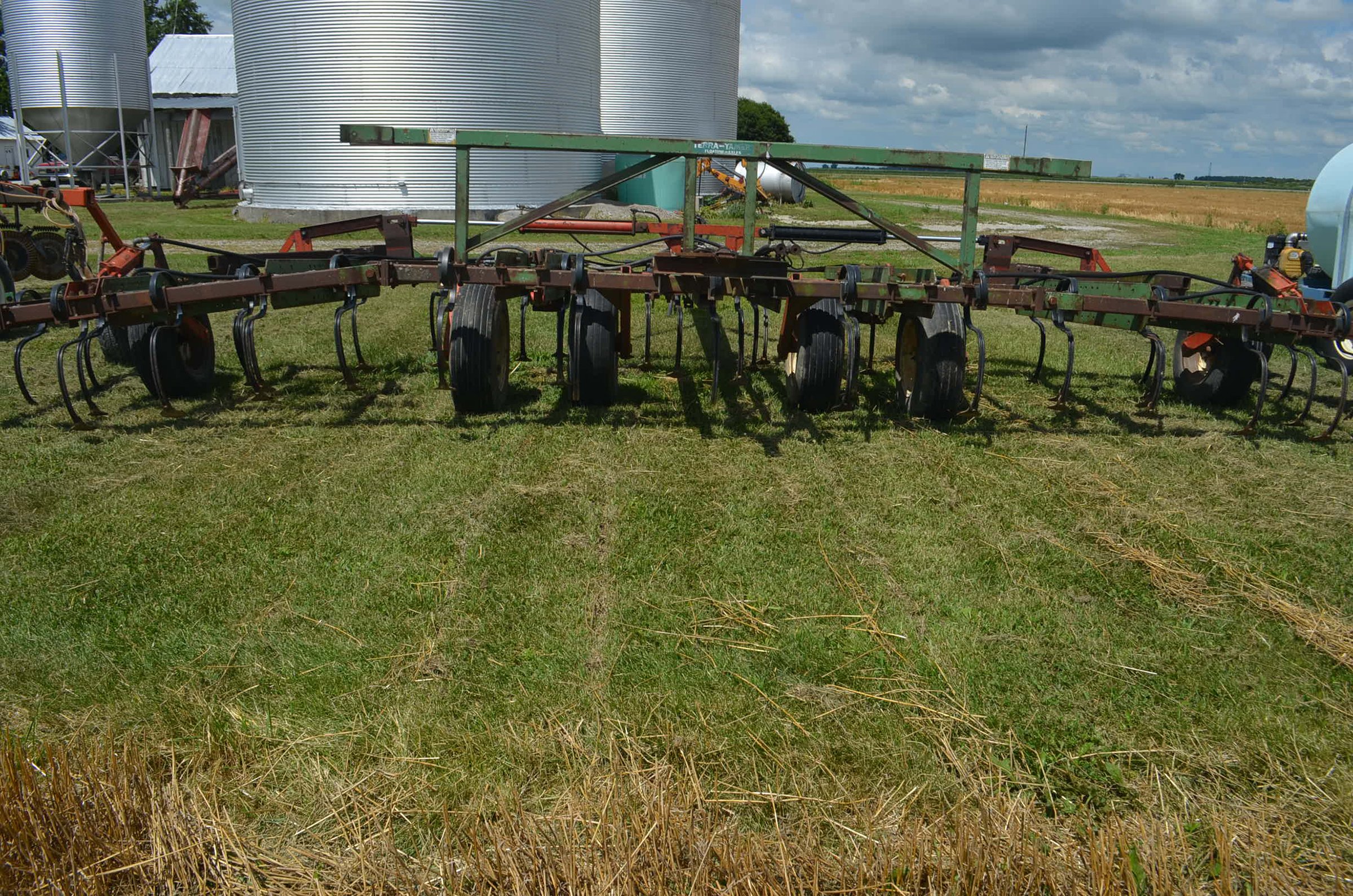 Property photo 34 - FARM EQUIPMENT AUCTION IN PAULDING COUNTY, OHIO
